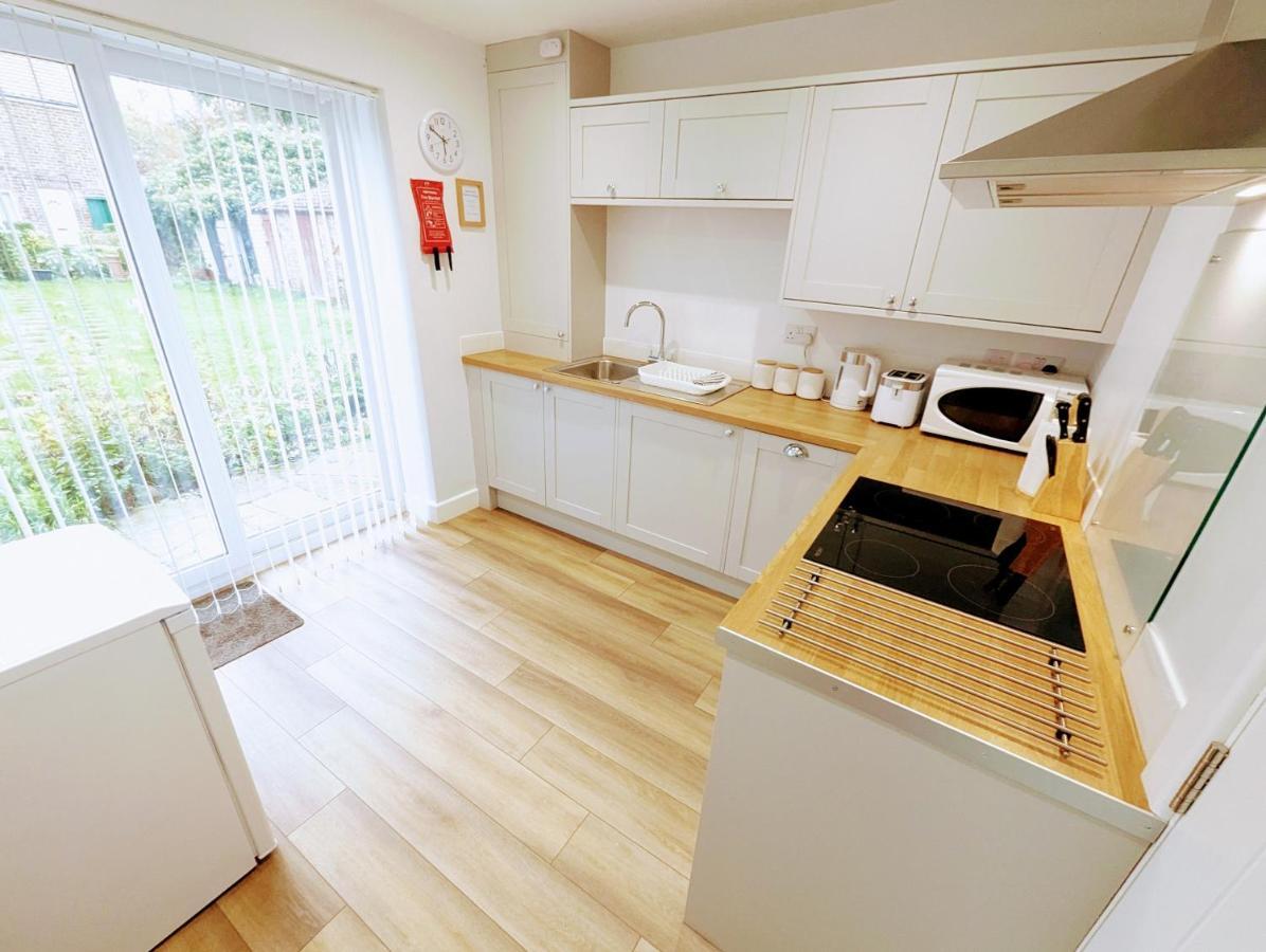 Blossom Holiday Lets - 94 Roseberry Cottages Guisborough Εξωτερικό φωτογραφία